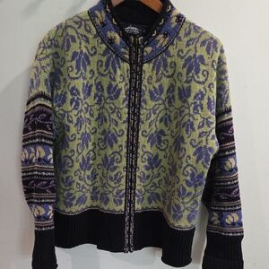 Floral Patterned Zip-Up Cardigan